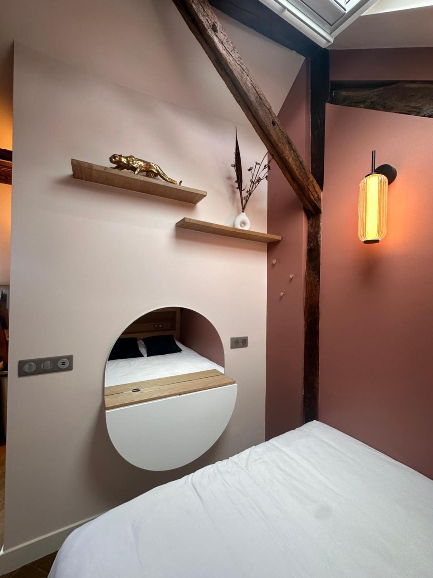 Nid D'Amour Sous Les Toits ! Honfleur Exterior photo